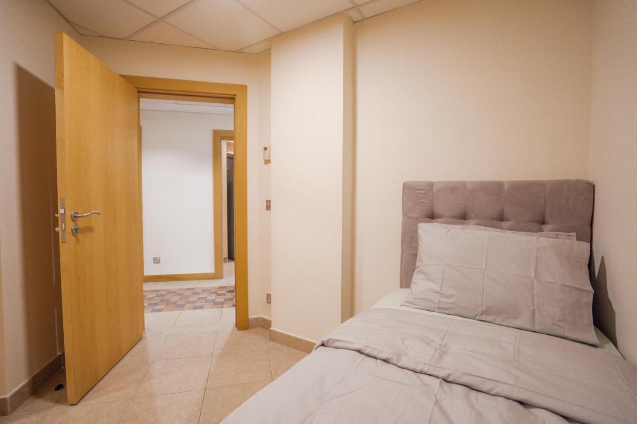 Luxury 4Br Apt - Palm Jumeriah - Beach Club Access Dubai Luaran gambar