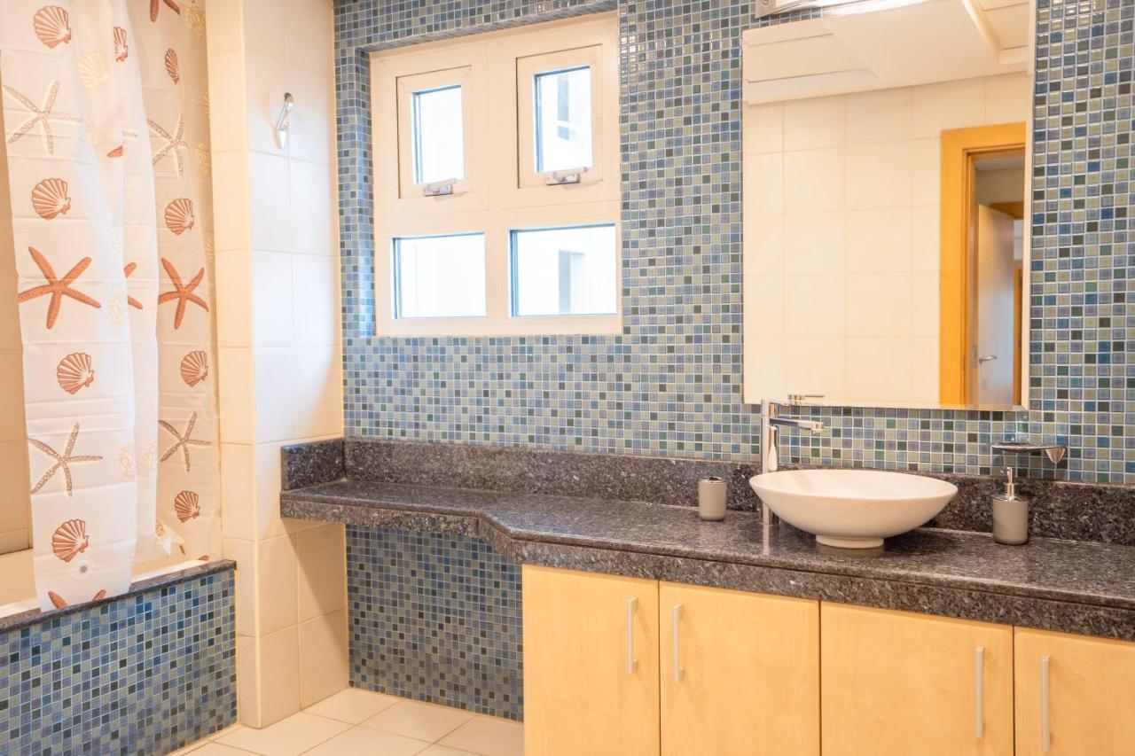 Luxury 4Br Apt - Palm Jumeriah - Beach Club Access Dubai Luaran gambar
